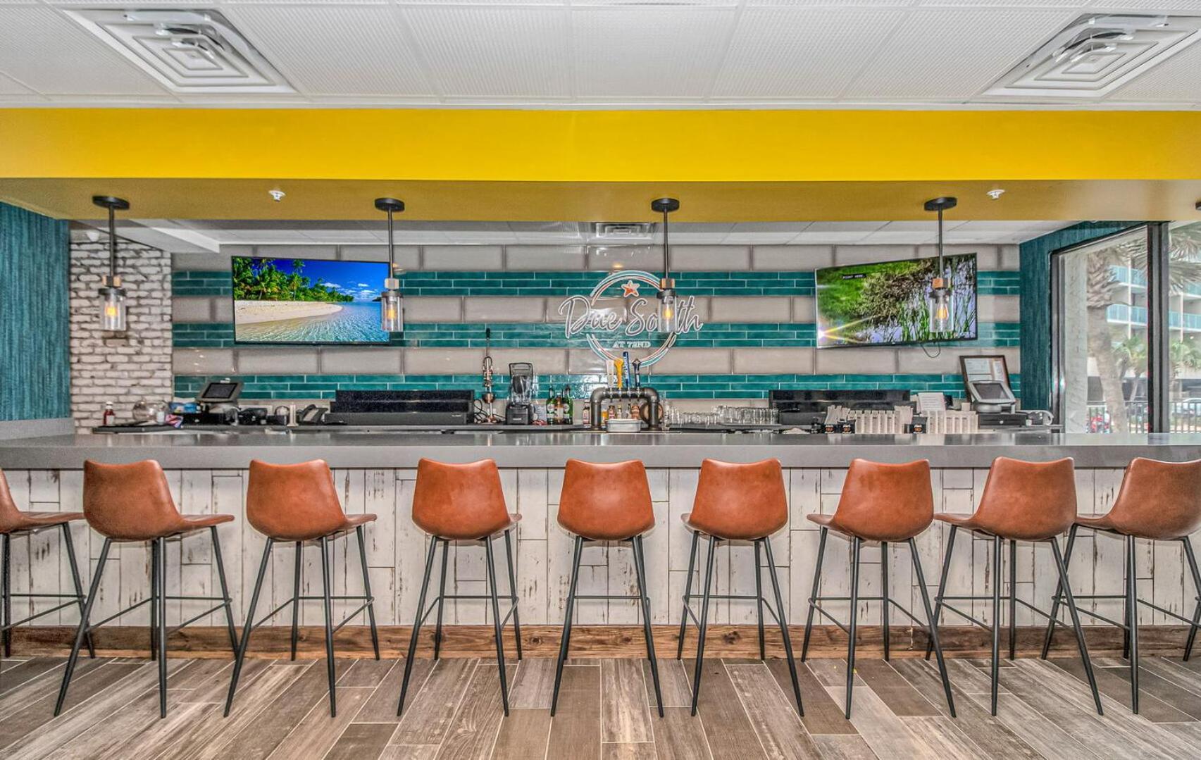 מירטל ביץ' Grande Cayman Resort Unit 216 מראה חיצוני תמונה