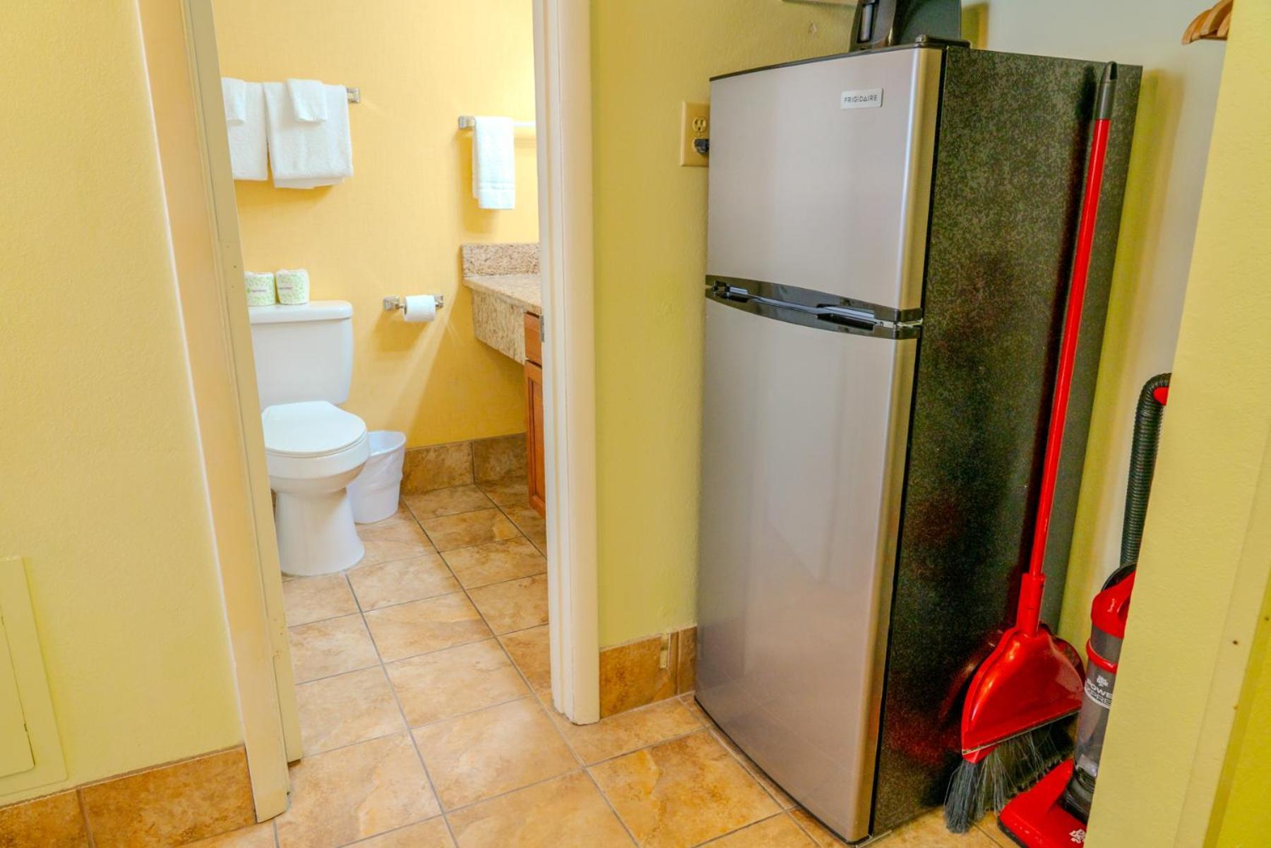 מירטל ביץ' Grande Cayman Resort Unit 216 מראה חיצוני תמונה